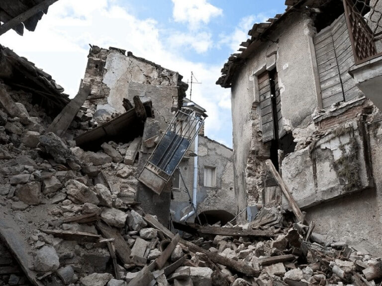 Dream About Earthquake