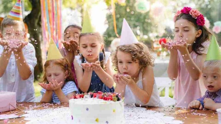 Dream about Birthdays (Spiritual Meanings & Interpretation)