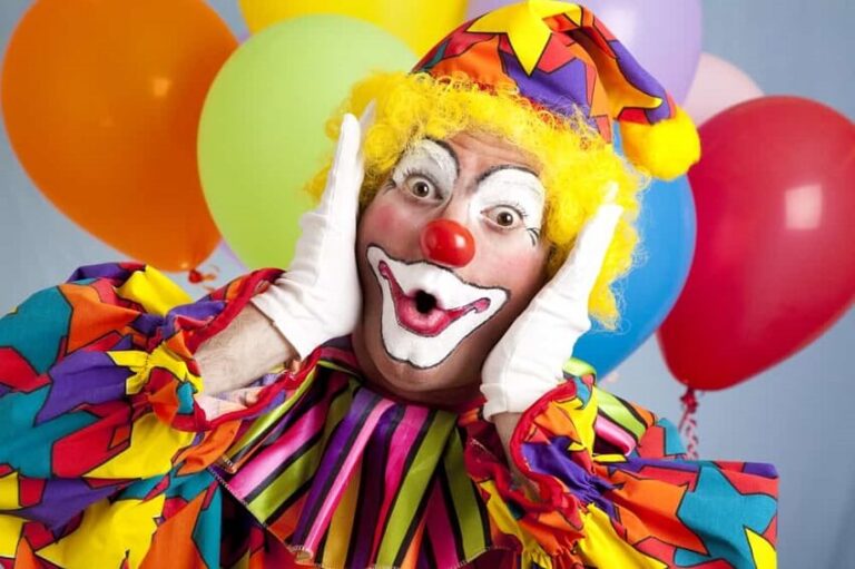 Dream about Clowns (Spiritual Meanings & Interpretation)