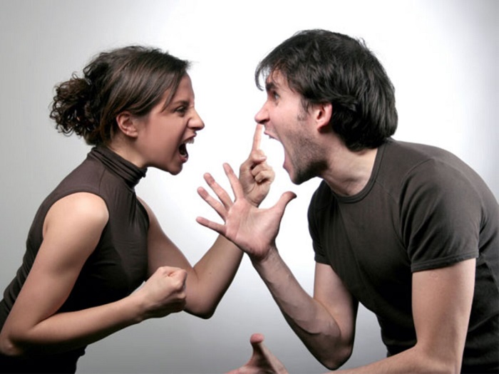 Dream about family quarrels