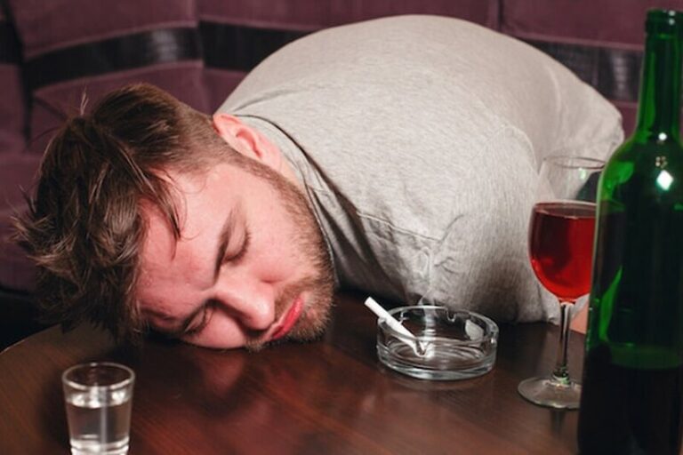 Dream of Drunkards