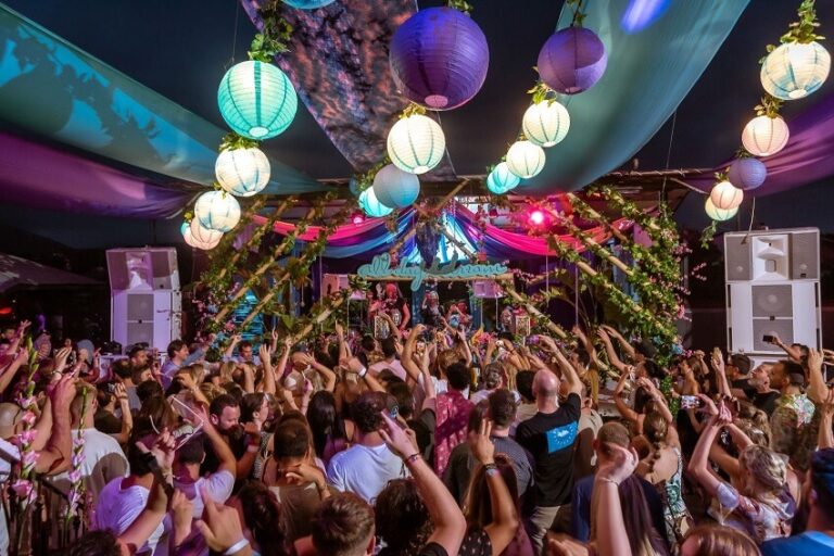 Dream of Party