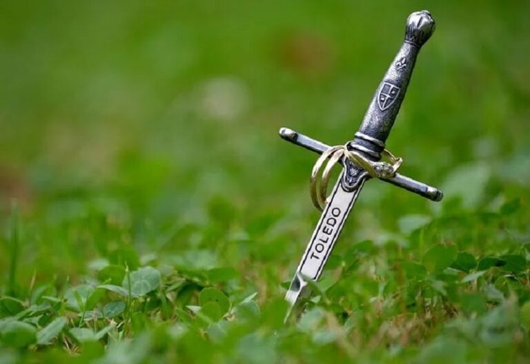 Dream of Swords