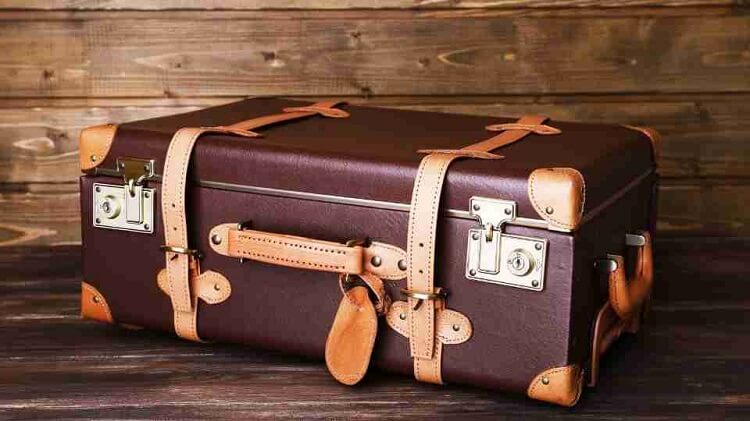 Dream of lost suitcases