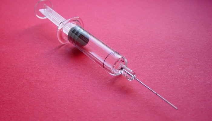 Dream of stuck syringes