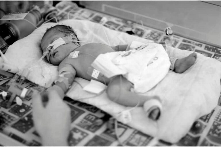Dreaming of a Dead Baby (Spiritual Meanings & Interpretation)