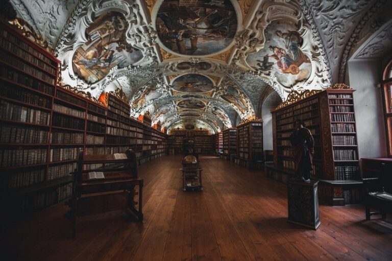 dream about library